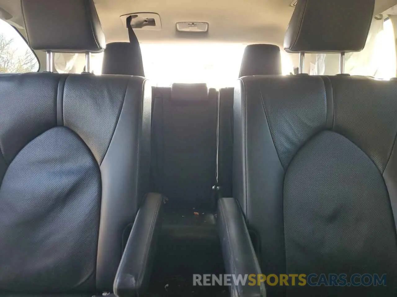 10 fotografías del automóvil dañado 5TDDZRBH4NS565483 TOYOTA HIGHLANDER 2022