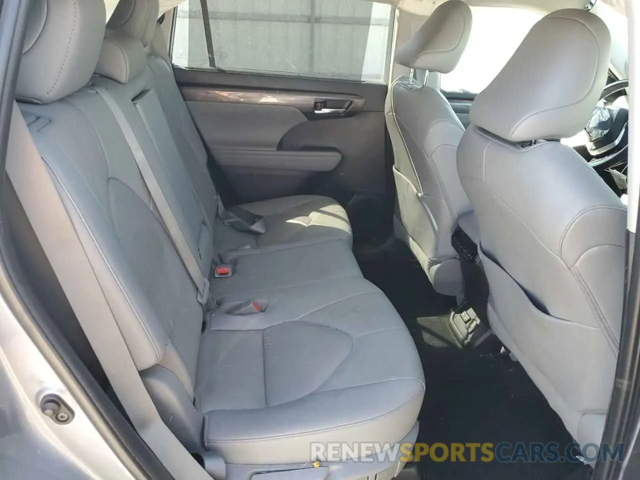 11 fotografías del automóvil dañado 5TDDZRBH5NS186086 TOYOTA HIGHLANDER 2022