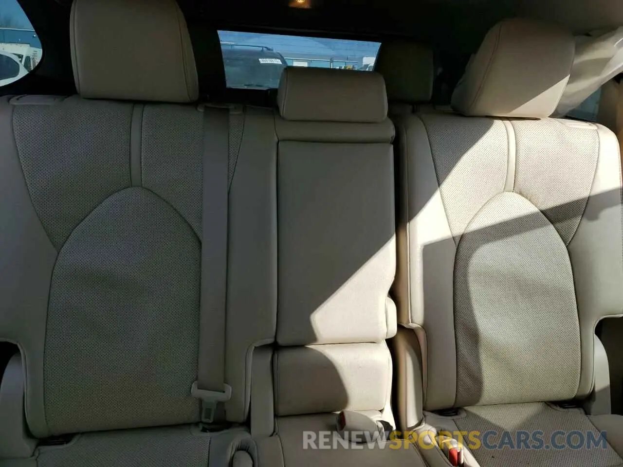 10 fotografías del automóvil dañado 5TDDZRBH7NS198269 TOYOTA HIGHLANDER 2022