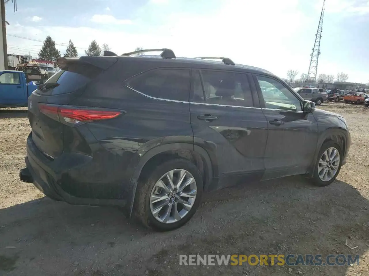 3 fotografías del automóvil dañado 5TDDZRBH7NS198269 TOYOTA HIGHLANDER 2022