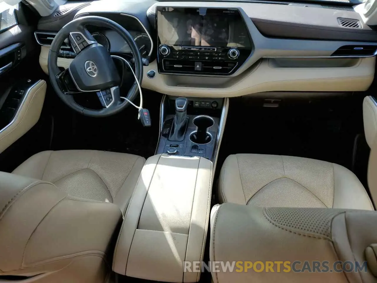 8 fotografías del automóvil dañado 5TDDZRBH7NS198269 TOYOTA HIGHLANDER 2022