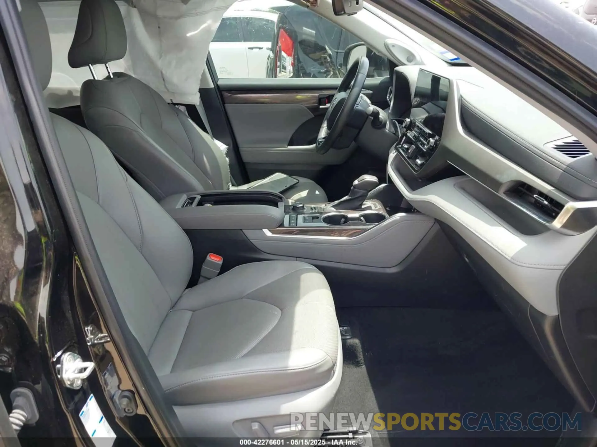 5 fotografías del automóvil dañado 5TDDZRBH7NS224241 TOYOTA HIGHLANDER 2022