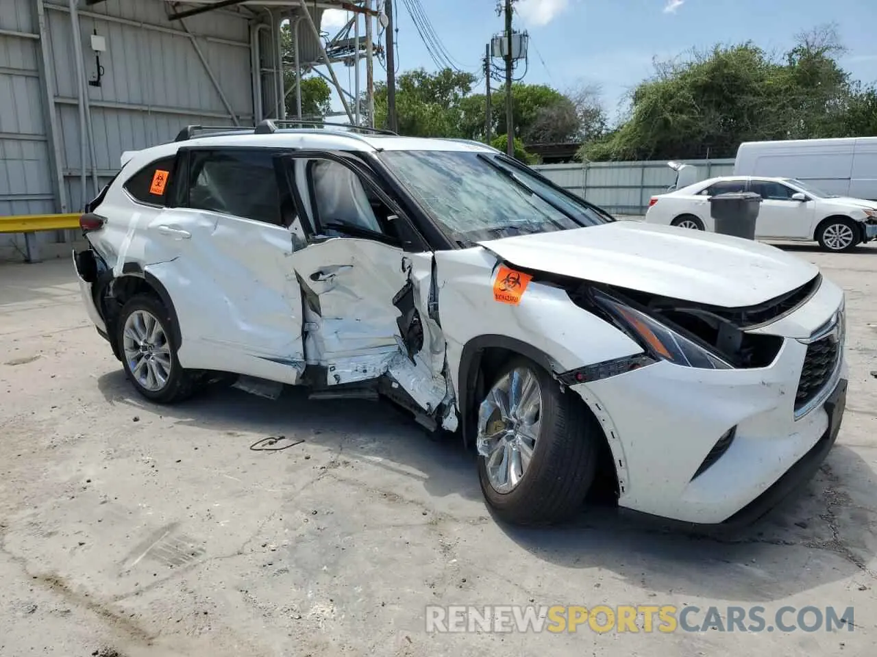 4 fotografías del automóvil dañado 5TDDZRBH8NS213040 TOYOTA HIGHLANDER 2022
