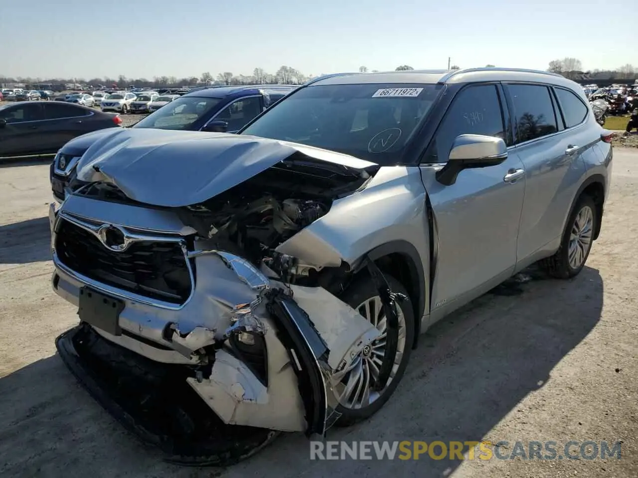 2 fotografías del automóvil dañado 5TDEBRCH2NS097163 TOYOTA HIGHLANDER 2022