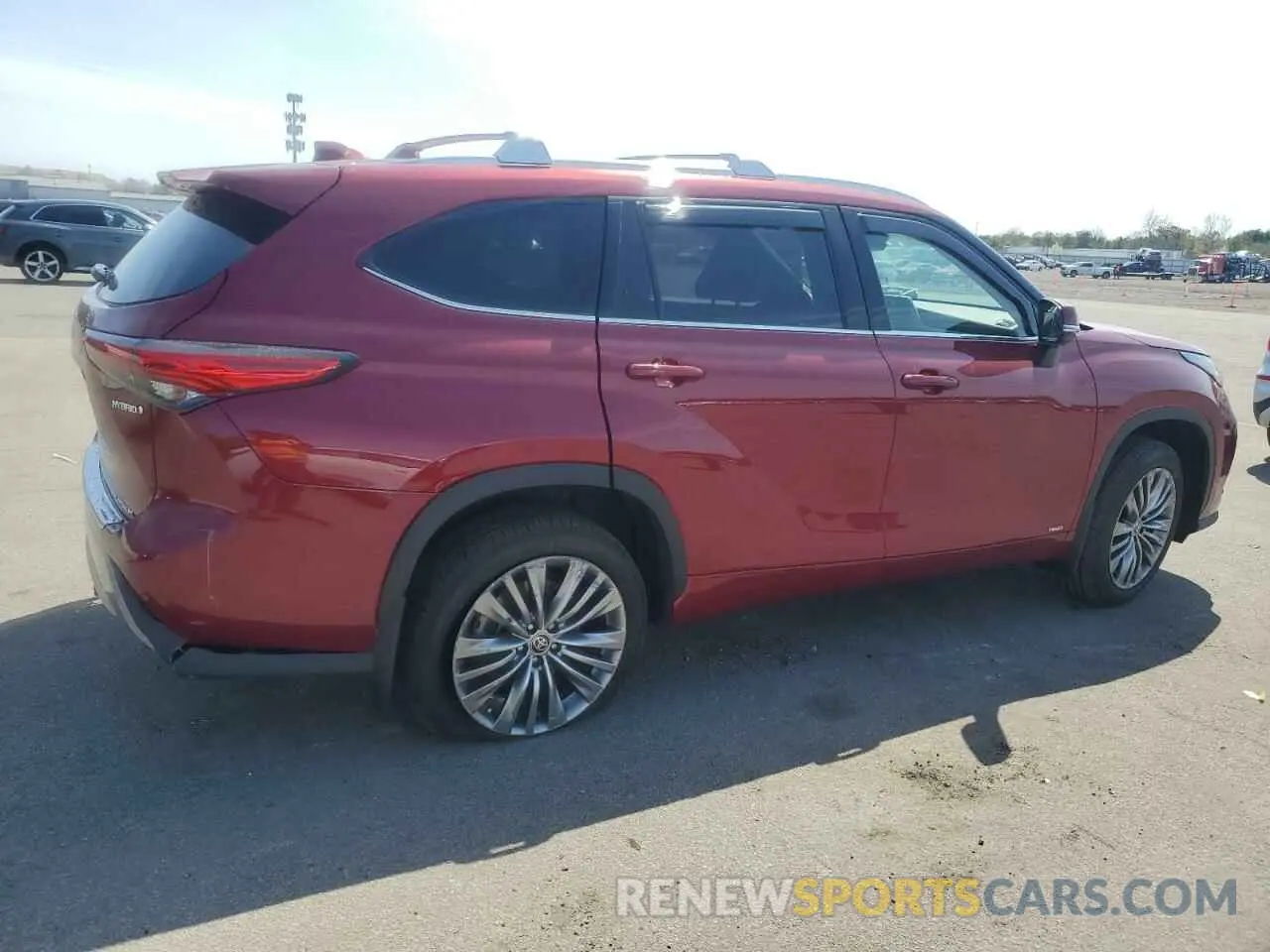3 fotografías del automóvil dañado 5TDEBRCH3NS075589 TOYOTA HIGHLANDER 2022
