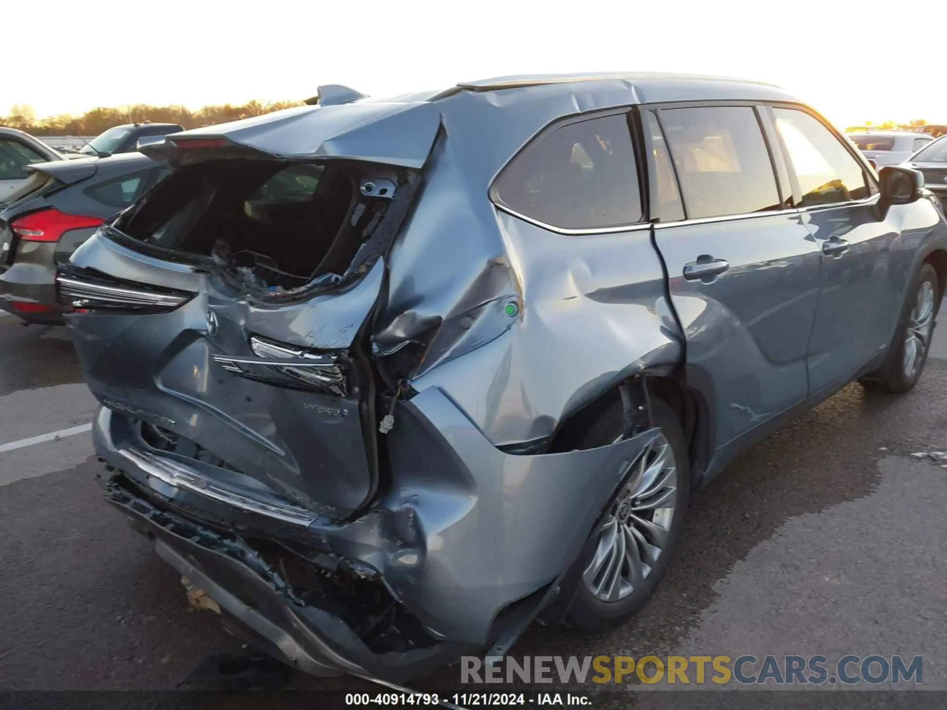 18 fotografías del automóvil dañado 5TDEBRCH5NS090708 TOYOTA HIGHLANDER 2022