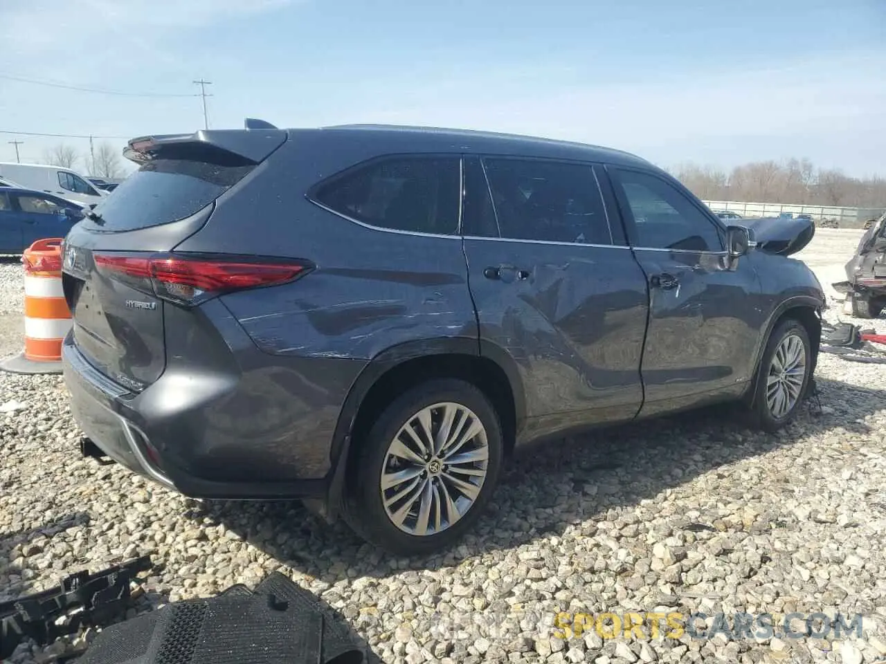 3 fotografías del automóvil dañado 5TDEBRCH7NS089088 TOYOTA HIGHLANDER 2022