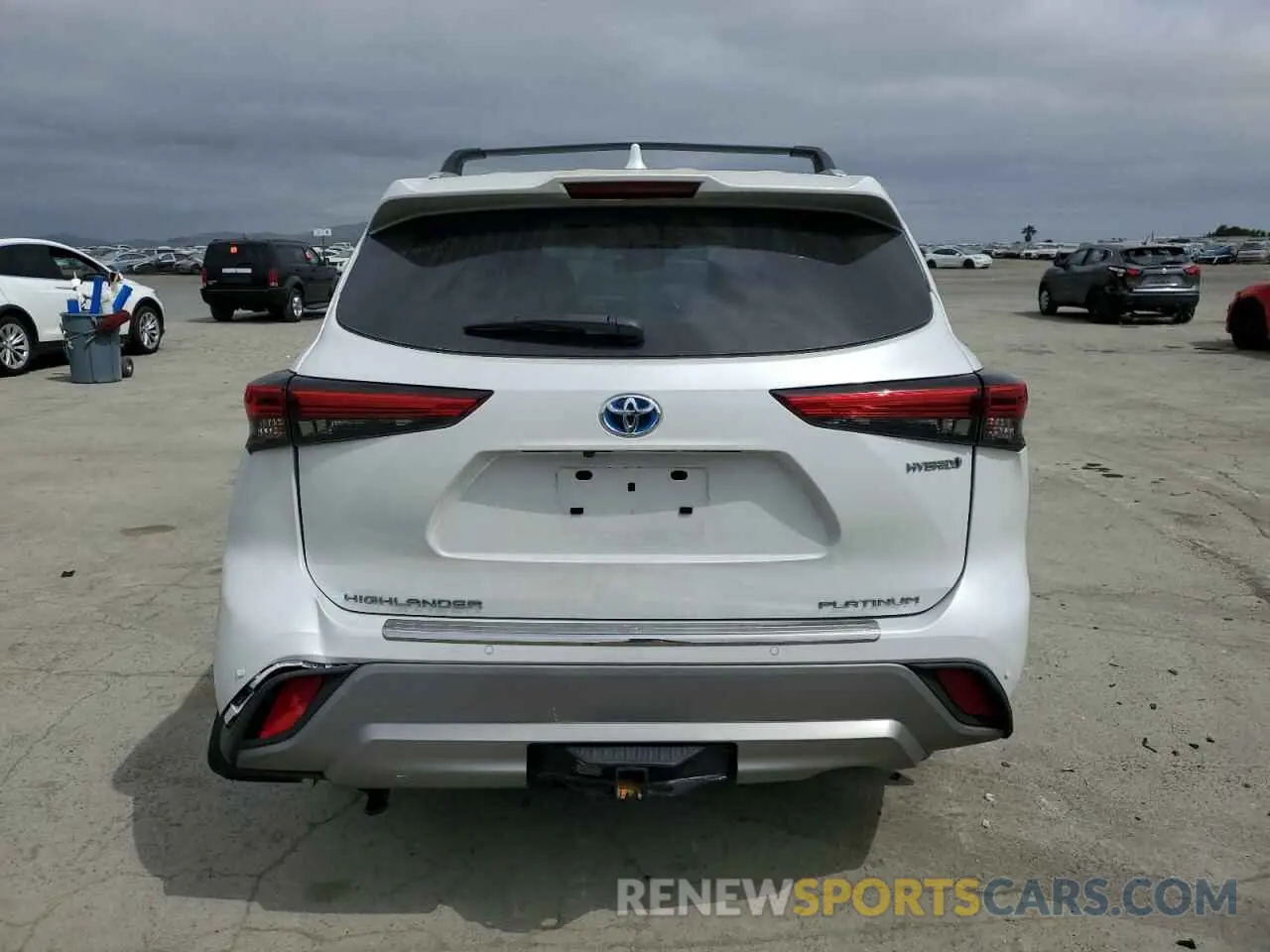 6 fotografías del automóvil dañado 5TDEBRCH8NS090895 TOYOTA HIGHLANDER 2022