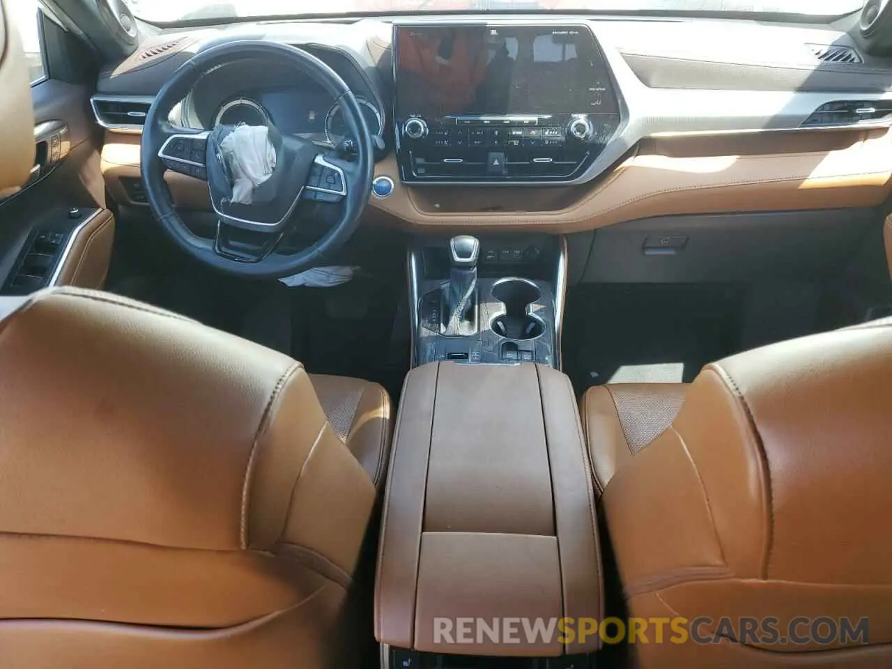 8 fotografías del automóvil dañado 5TDEBRCH9NS083499 TOYOTA HIGHLANDER 2022
