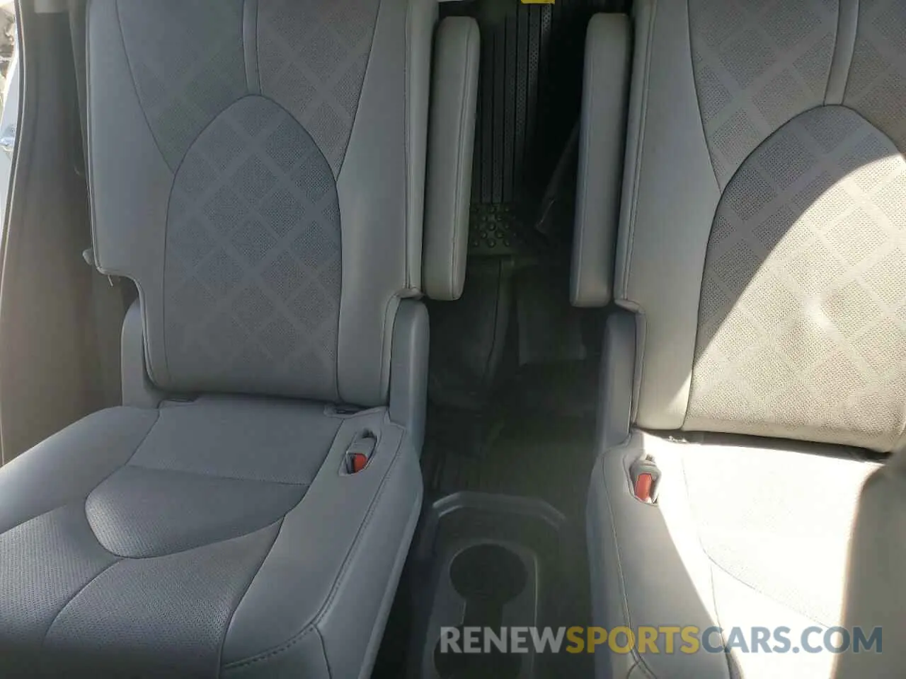 10 fotografías del automóvil dañado 5TDFARAH5NS012746 TOYOTA HIGHLANDER 2022