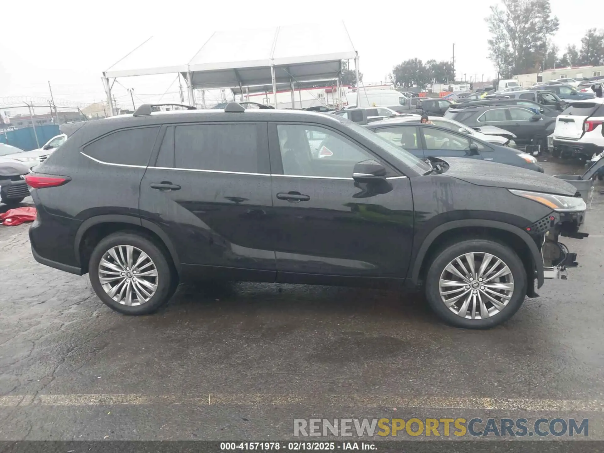 14 fotografías del automóvil dañado 5TDFZRAH1NS128521 TOYOTA HIGHLANDER 2022