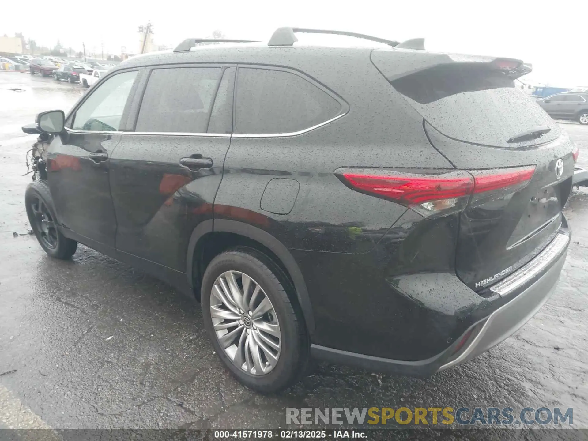 3 fotografías del automóvil dañado 5TDFZRAH1NS128521 TOYOTA HIGHLANDER 2022