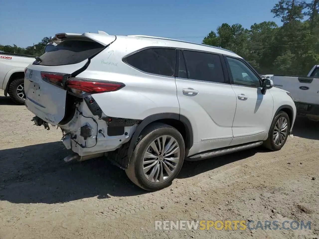 3 fotografías del automóvil dañado 5TDFZRAH2NS102168 TOYOTA HIGHLANDER 2022