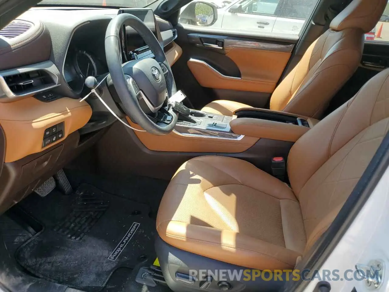 7 fotografías del automóvil dañado 5TDFZRAH2NS102168 TOYOTA HIGHLANDER 2022