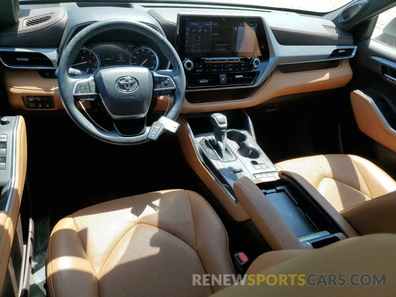 8 fotografías del automóvil dañado 5TDFZRAH2NS102168 TOYOTA HIGHLANDER 2022