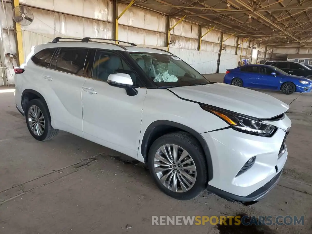 4 fotografías del automóvil dañado 5TDFZRAH2NS110657 TOYOTA HIGHLANDER 2022