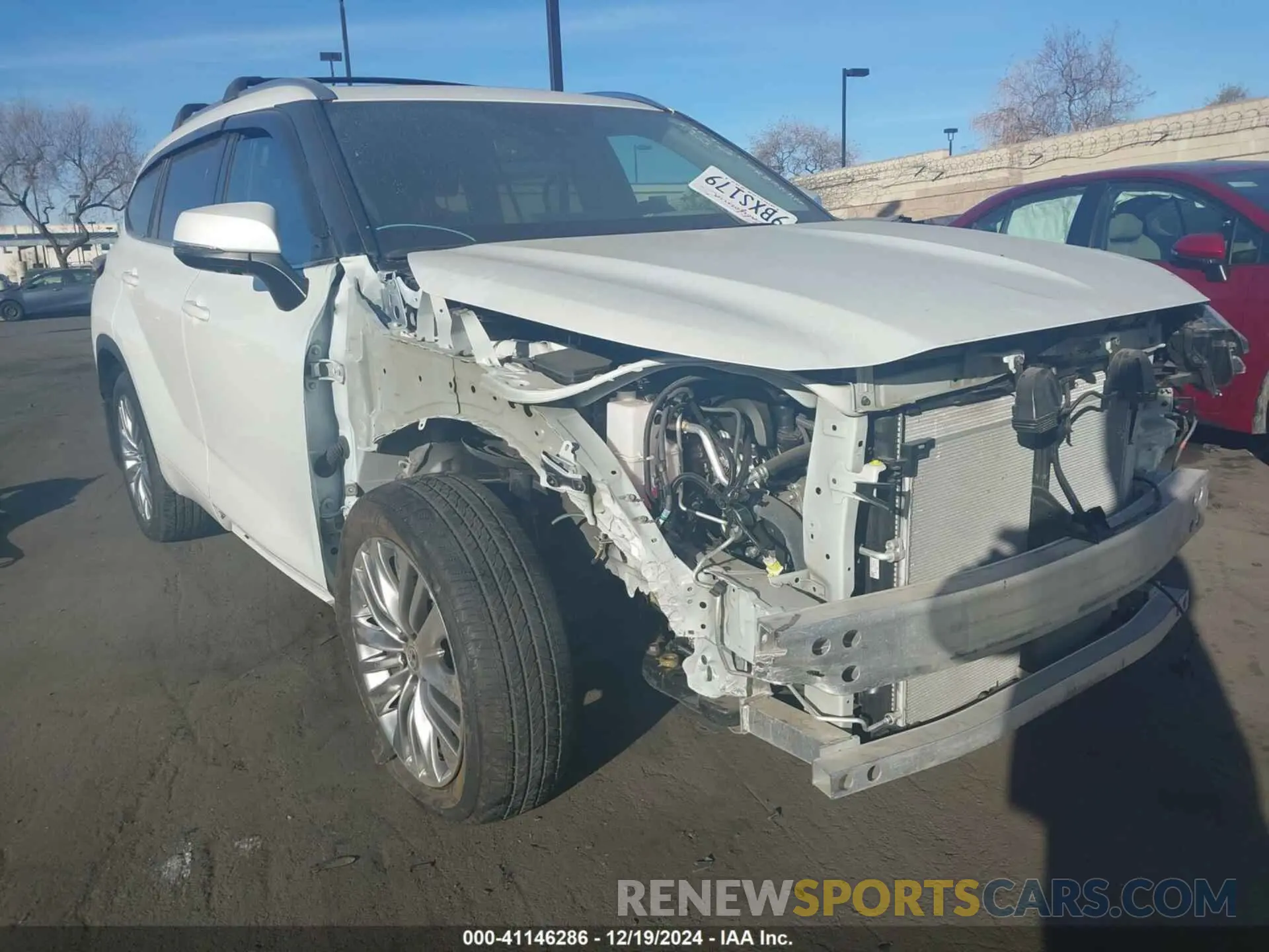 6 fotografías del automóvil dañado 5TDFZRAH4NS125550 TOYOTA HIGHLANDER 2022