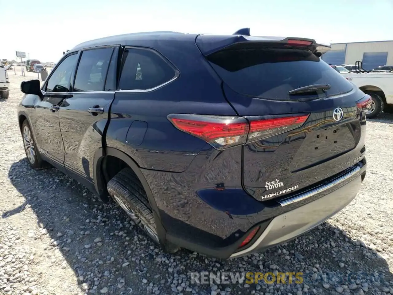 3 fotografías del automóvil dañado 5TDFZRAH7NS101260 TOYOTA HIGHLANDER 2022