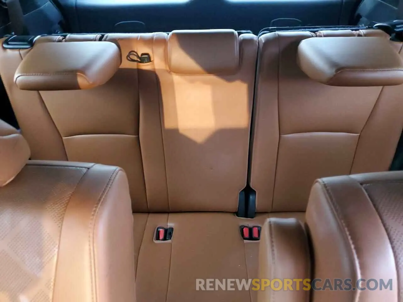 10 fotografías del automóvil dañado 5TDFZRAH7NS126837 TOYOTA HIGHLANDER 2022
