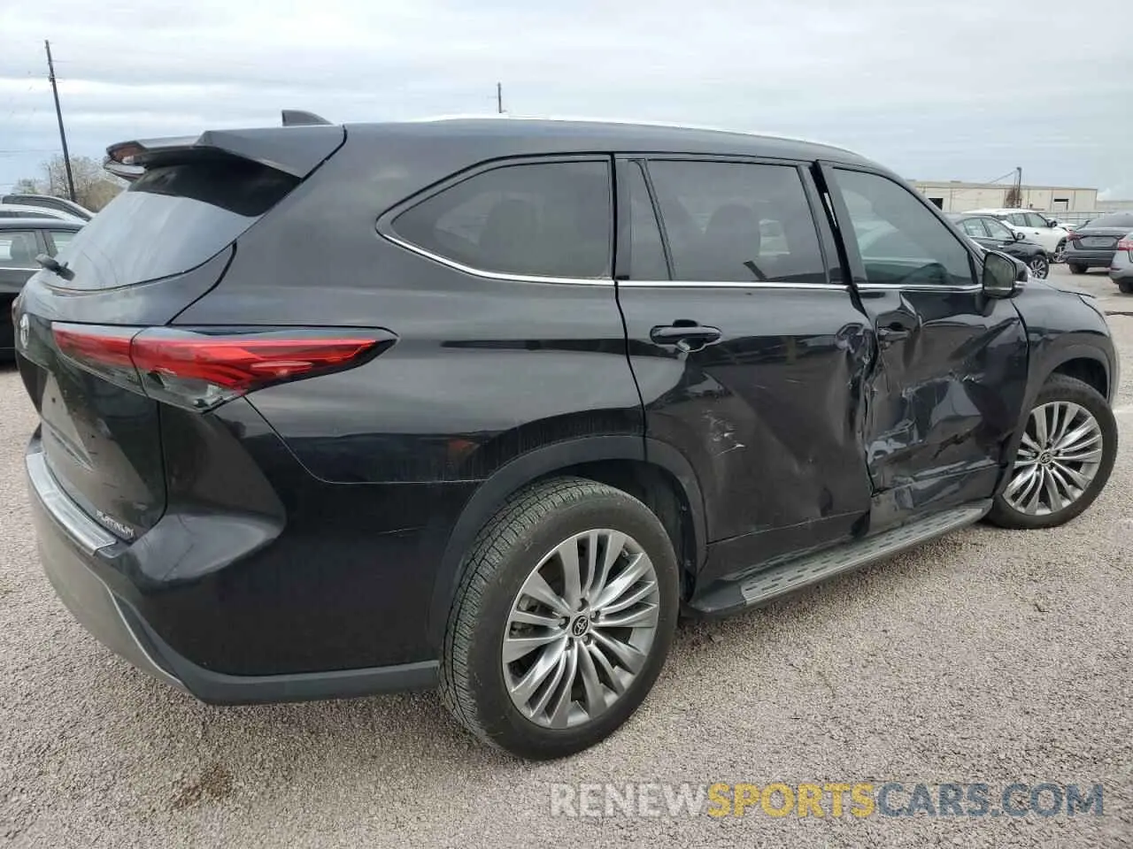 3 fotografías del automóvil dañado 5TDFZRAH7NS126837 TOYOTA HIGHLANDER 2022