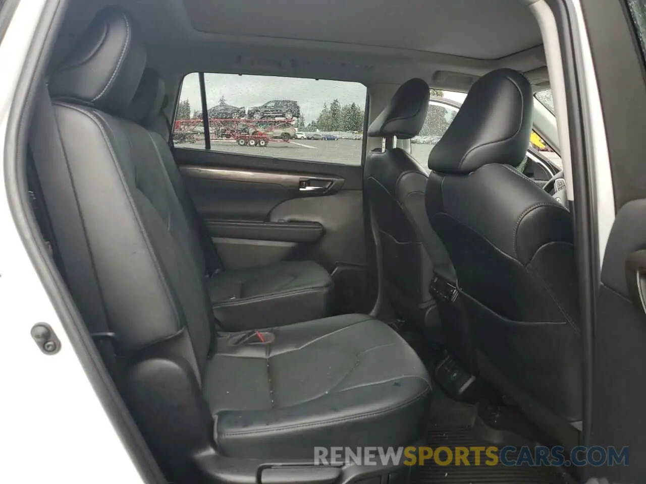 11 fotografías del automóvil dañado 5TDFZRBH3NS235519 TOYOTA HIGHLANDER 2022