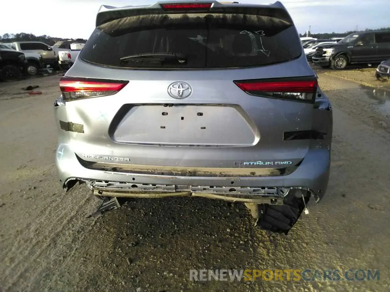 10 fotografías del automóvil dañado 5TDFZRBH4NS162208 TOYOTA HIGHLANDER 2022