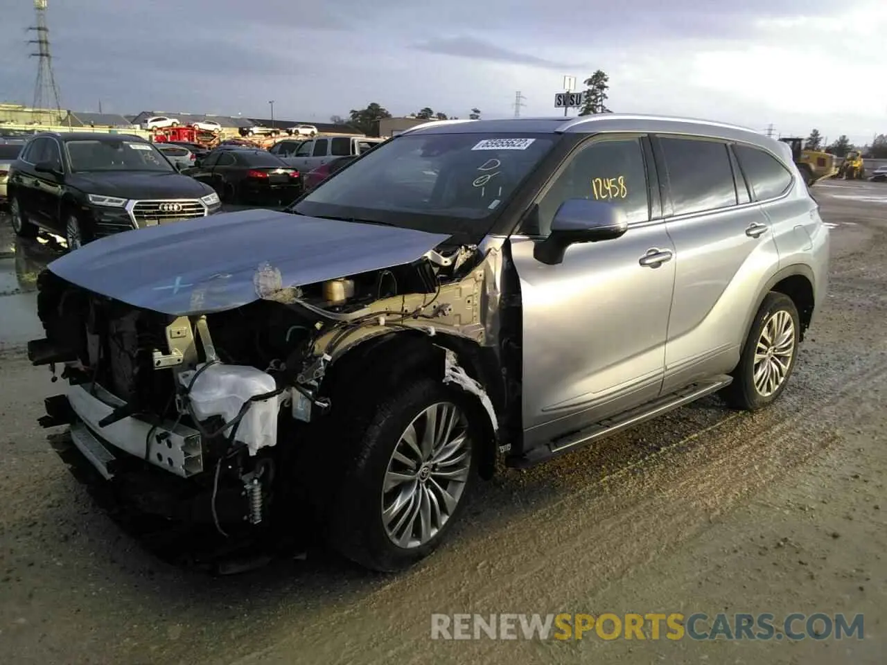 2 fotografías del automóvil dañado 5TDFZRBH4NS162208 TOYOTA HIGHLANDER 2022