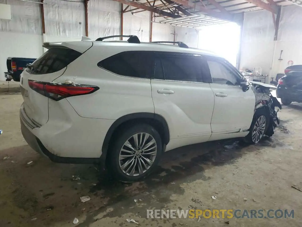 3 fotografías del automóvil dañado 5TDFZRBH5NS161441 TOYOTA HIGHLANDER 2022