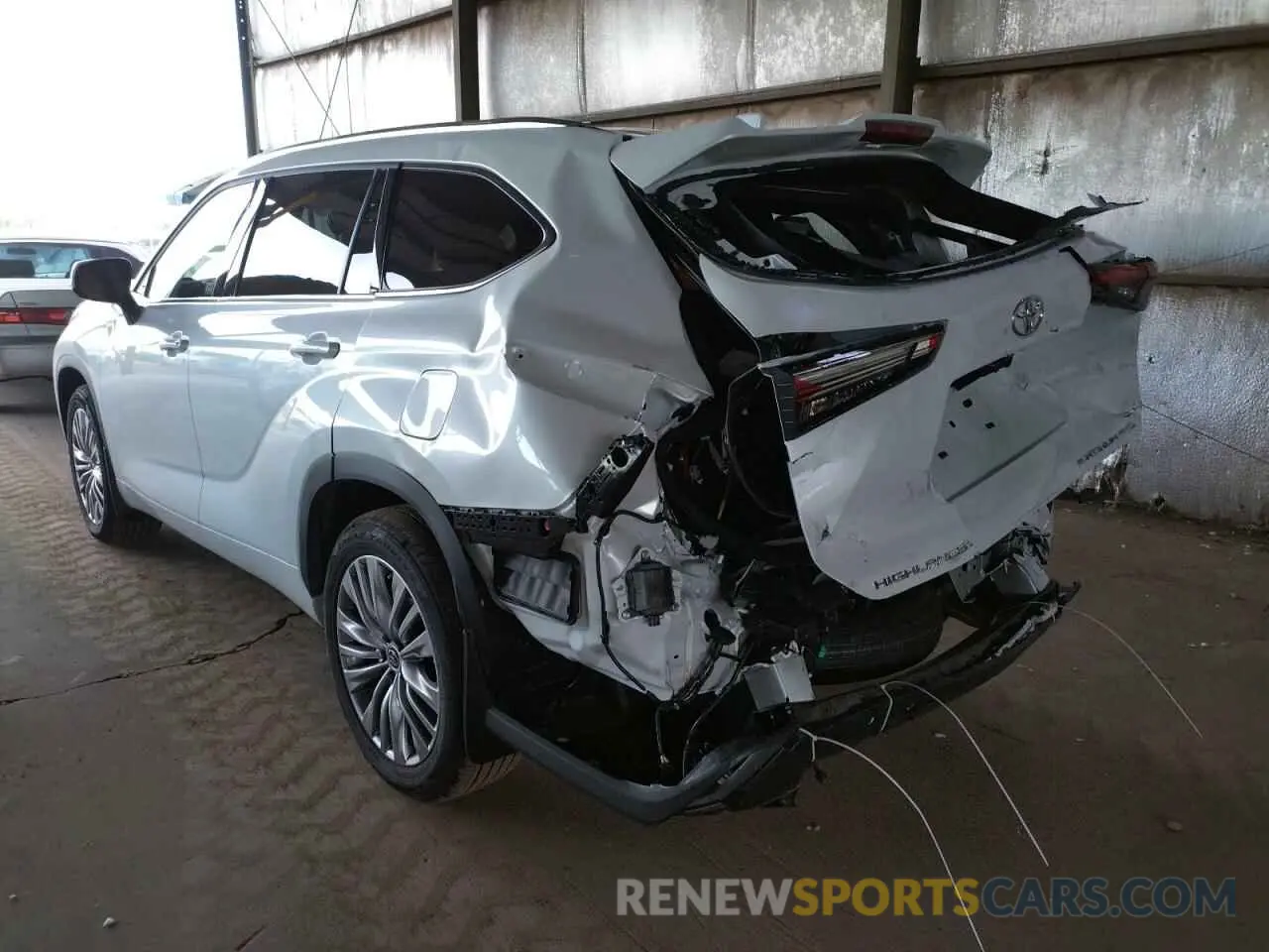 3 fotografías del automóvil dañado 5TDFZRBH5NS212842 TOYOTA HIGHLANDER 2022