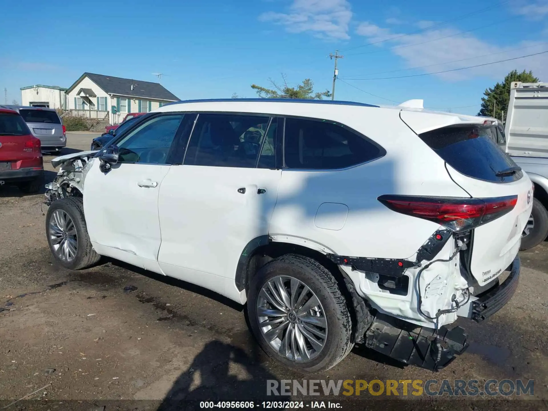 3 fotografías del automóvil dañado 5TDFZRBH9NS168036 TOYOTA HIGHLANDER 2022