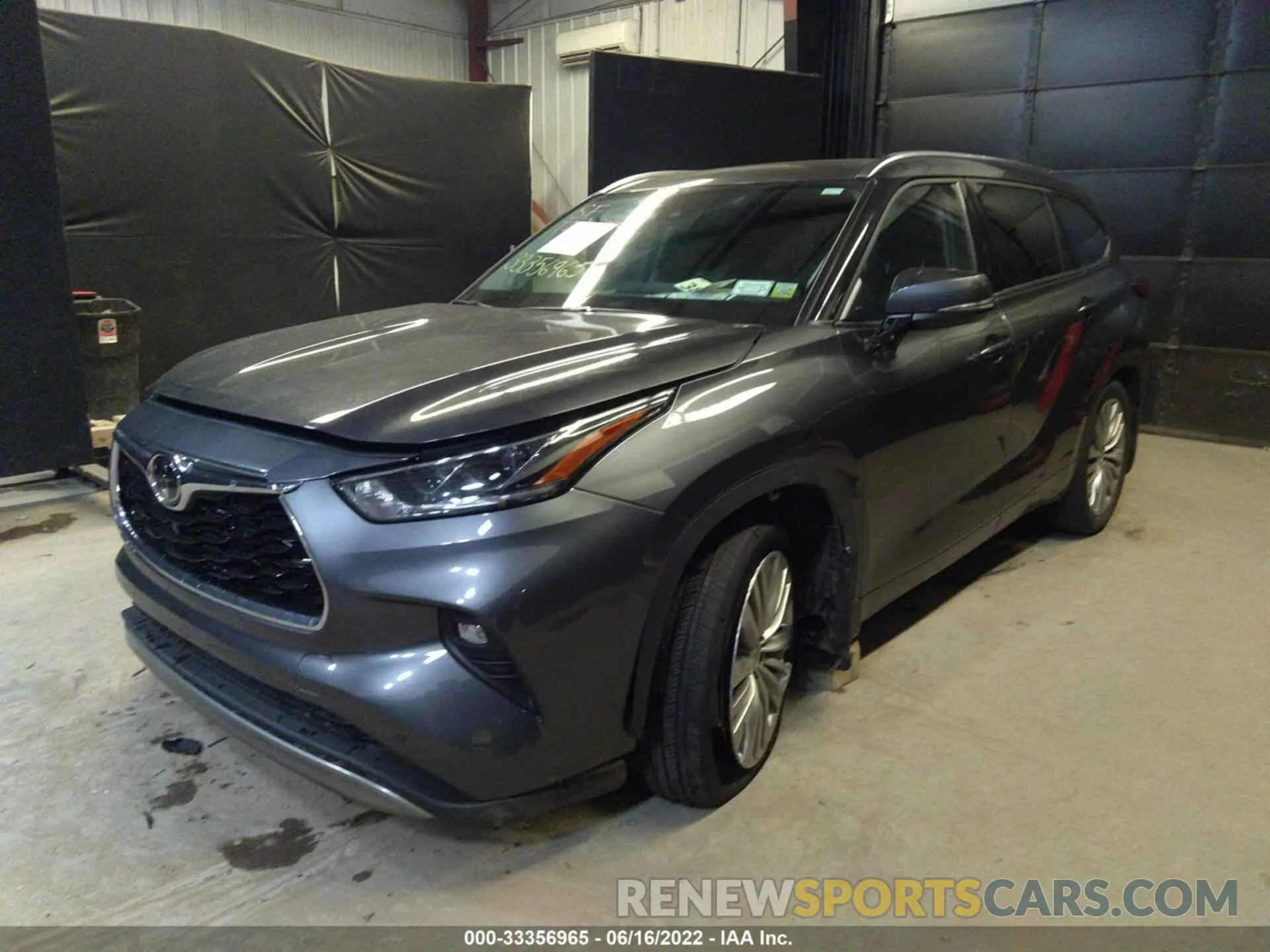 2 fotografías del automóvil dañado 5TDFZRBH9NS210852 TOYOTA HIGHLANDER 2022