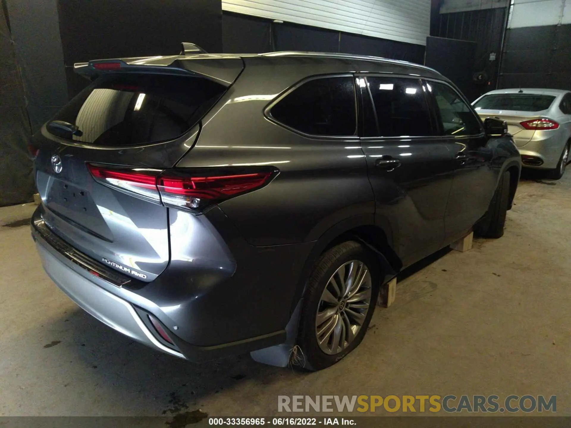 4 fotografías del automóvil dañado 5TDFZRBH9NS210852 TOYOTA HIGHLANDER 2022
