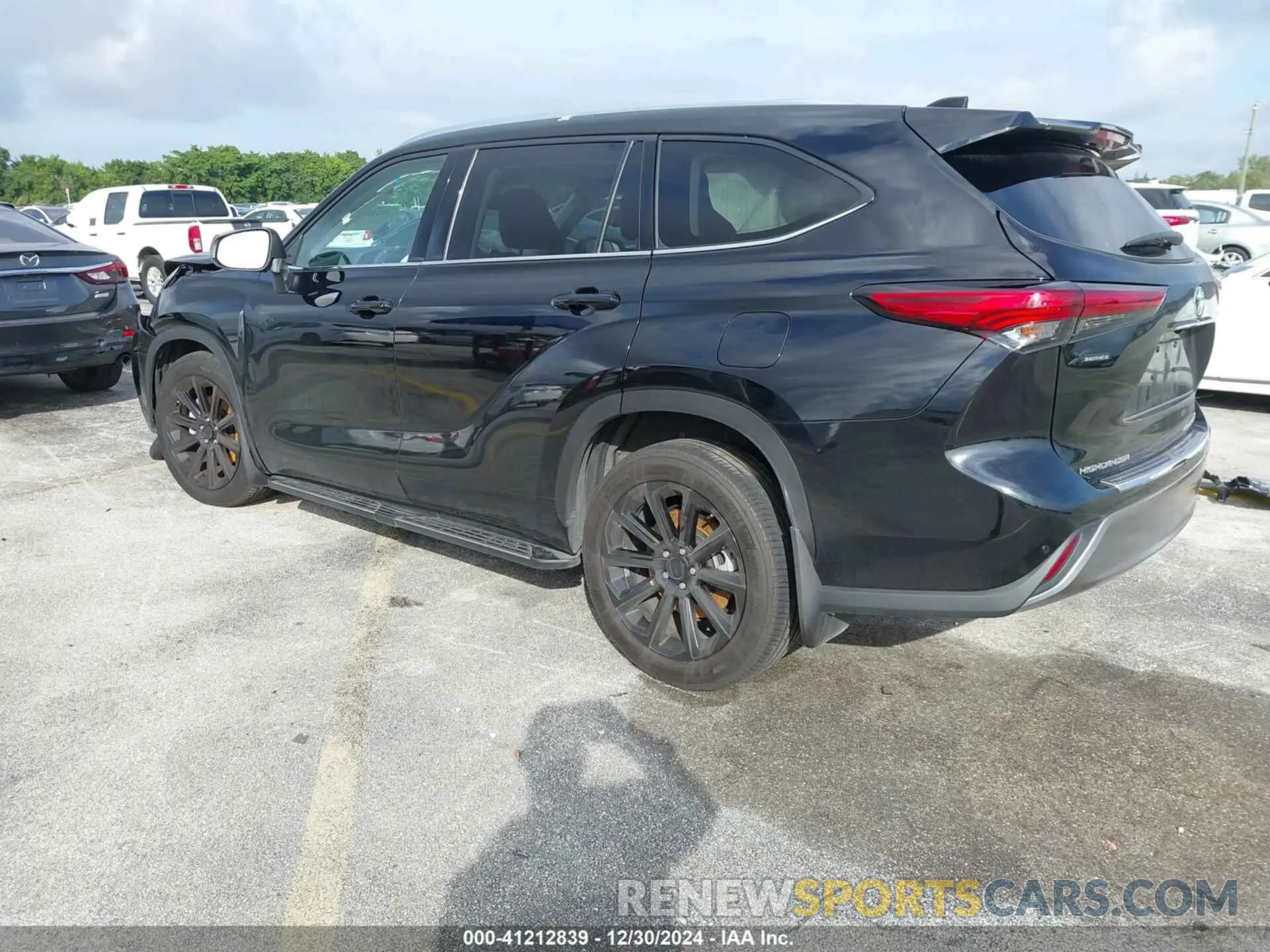 3 fotografías del automóvil dañado 5TDFZRBH9NS239025 TOYOTA HIGHLANDER 2022