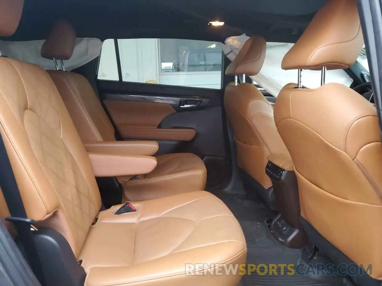 11 fotografías del automóvil dañado 5TDFZRBHXNS234447 TOYOTA HIGHLANDER 2022