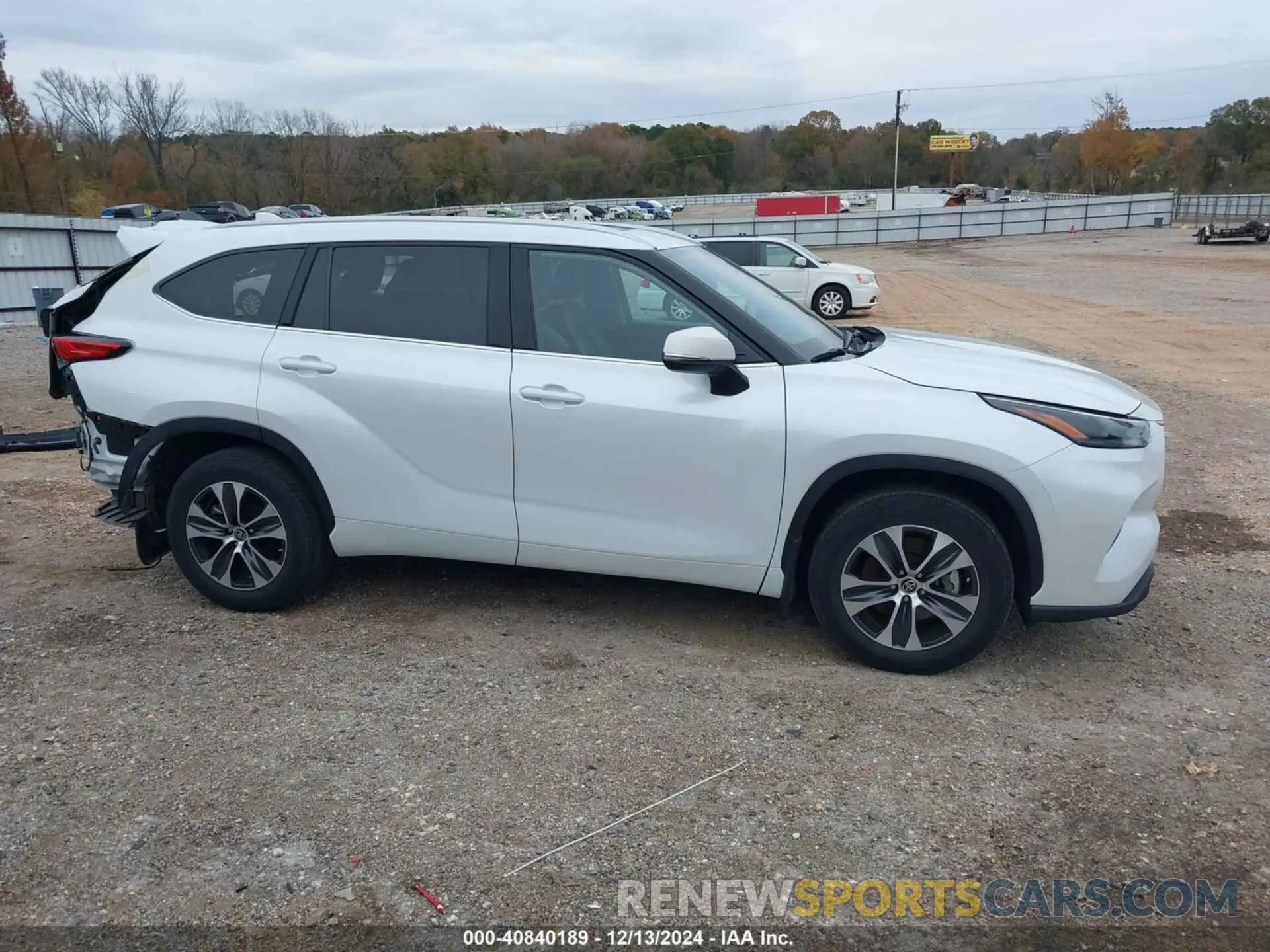14 fotografías del automóvil dañado 5TDGARAH0NS514861 TOYOTA HIGHLANDER 2022