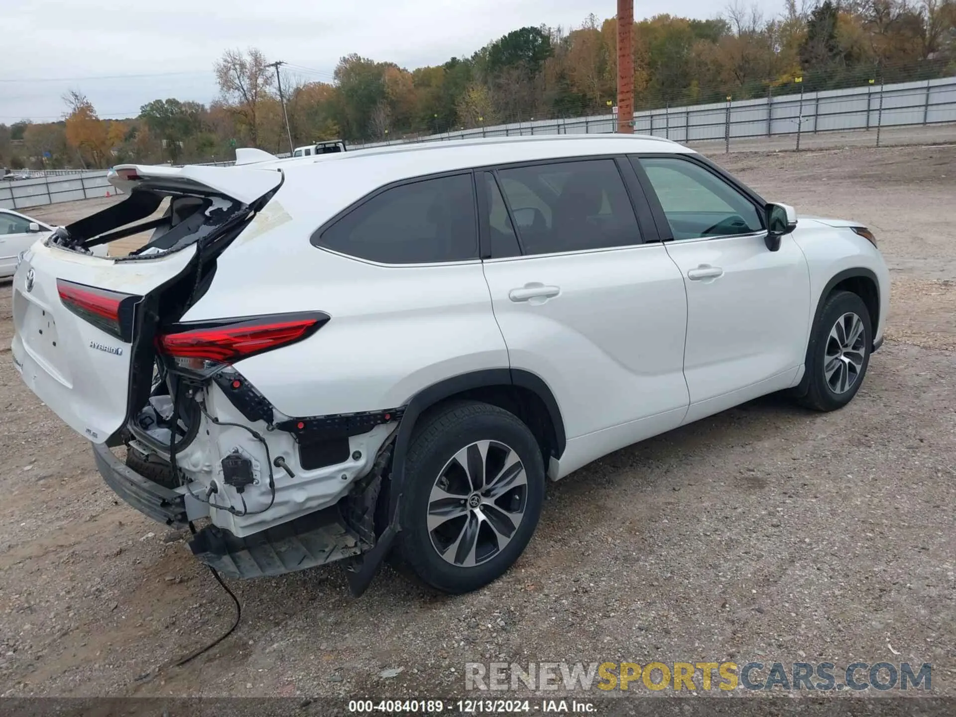 4 fotografías del automóvil dañado 5TDGARAH0NS514861 TOYOTA HIGHLANDER 2022