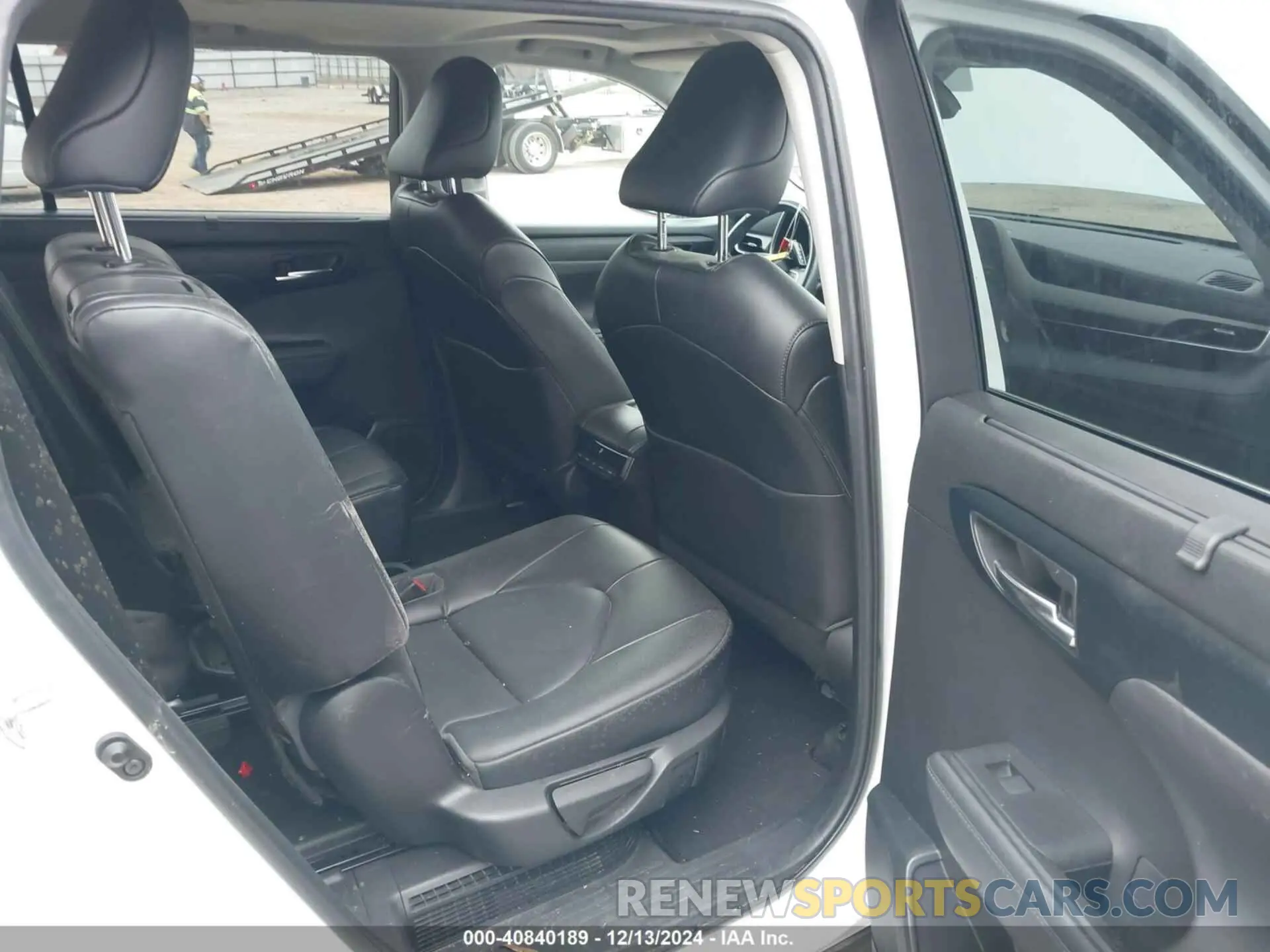 8 fotografías del automóvil dañado 5TDGARAH0NS514861 TOYOTA HIGHLANDER 2022