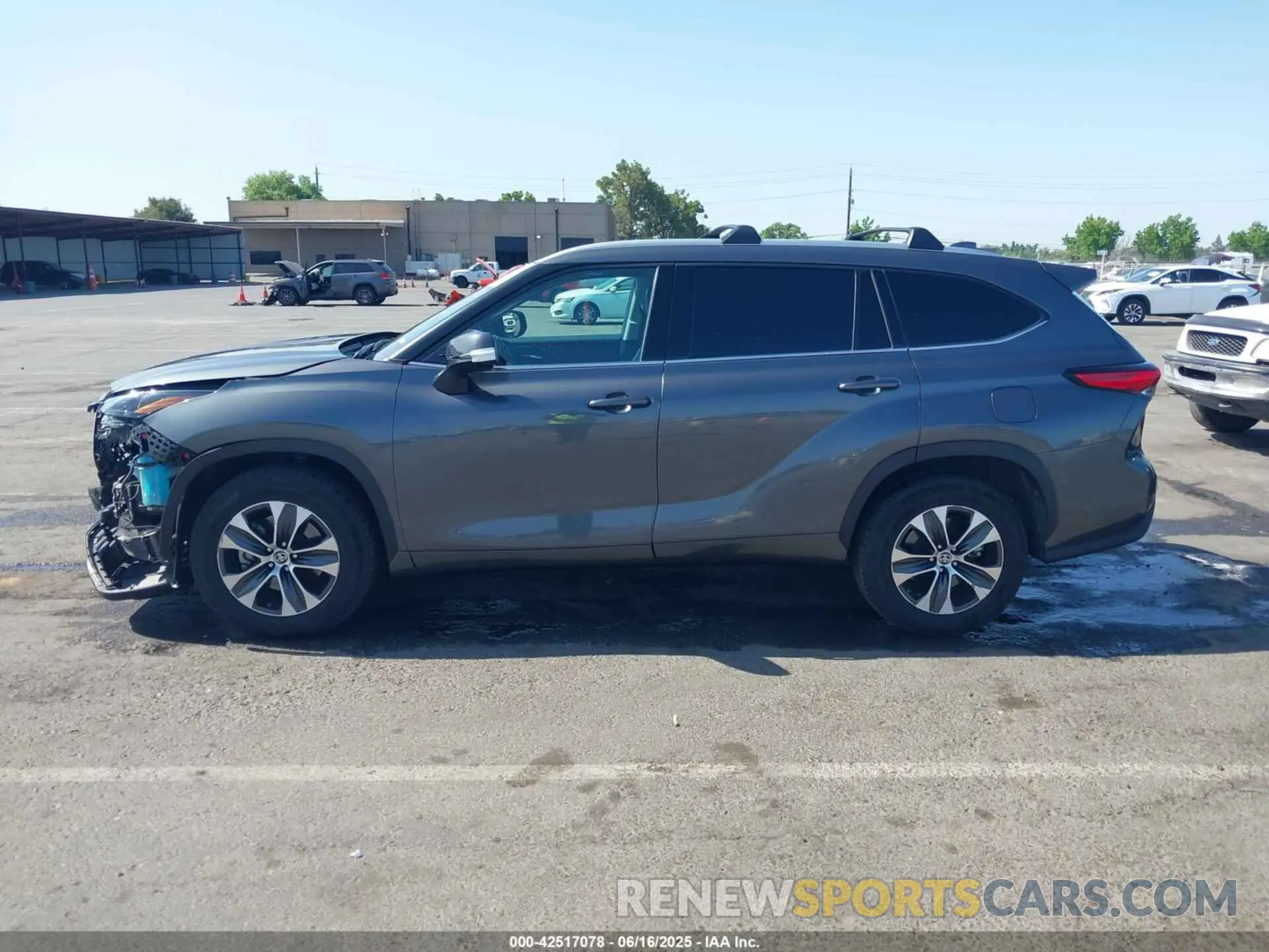 14 fotografías del automóvil dañado 5TDGARAH1NS516618 TOYOTA HIGHLANDER 2022