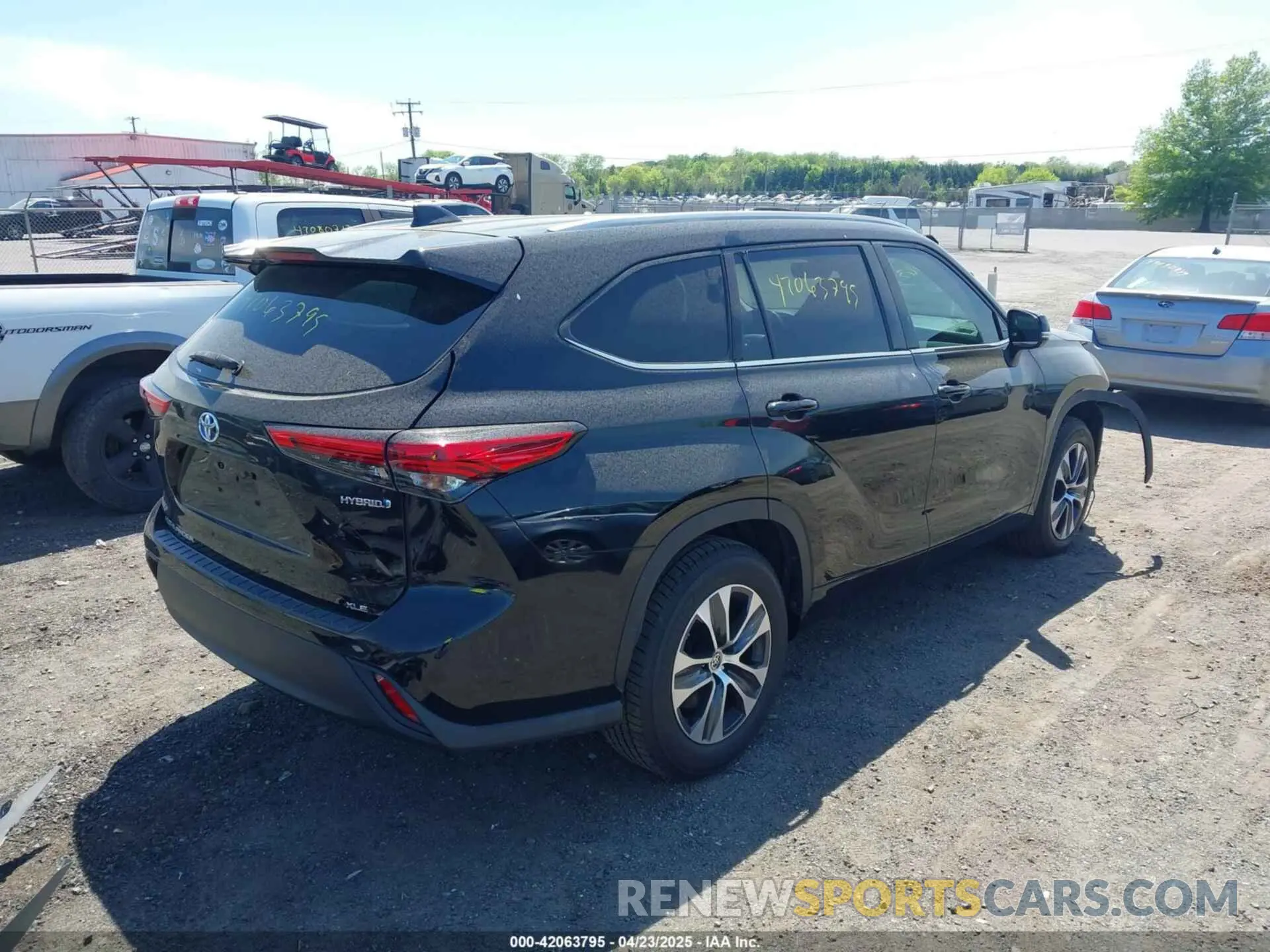 4 fotografías del automóvil dañado 5TDGARAH3NS510285 TOYOTA HIGHLANDER 2022