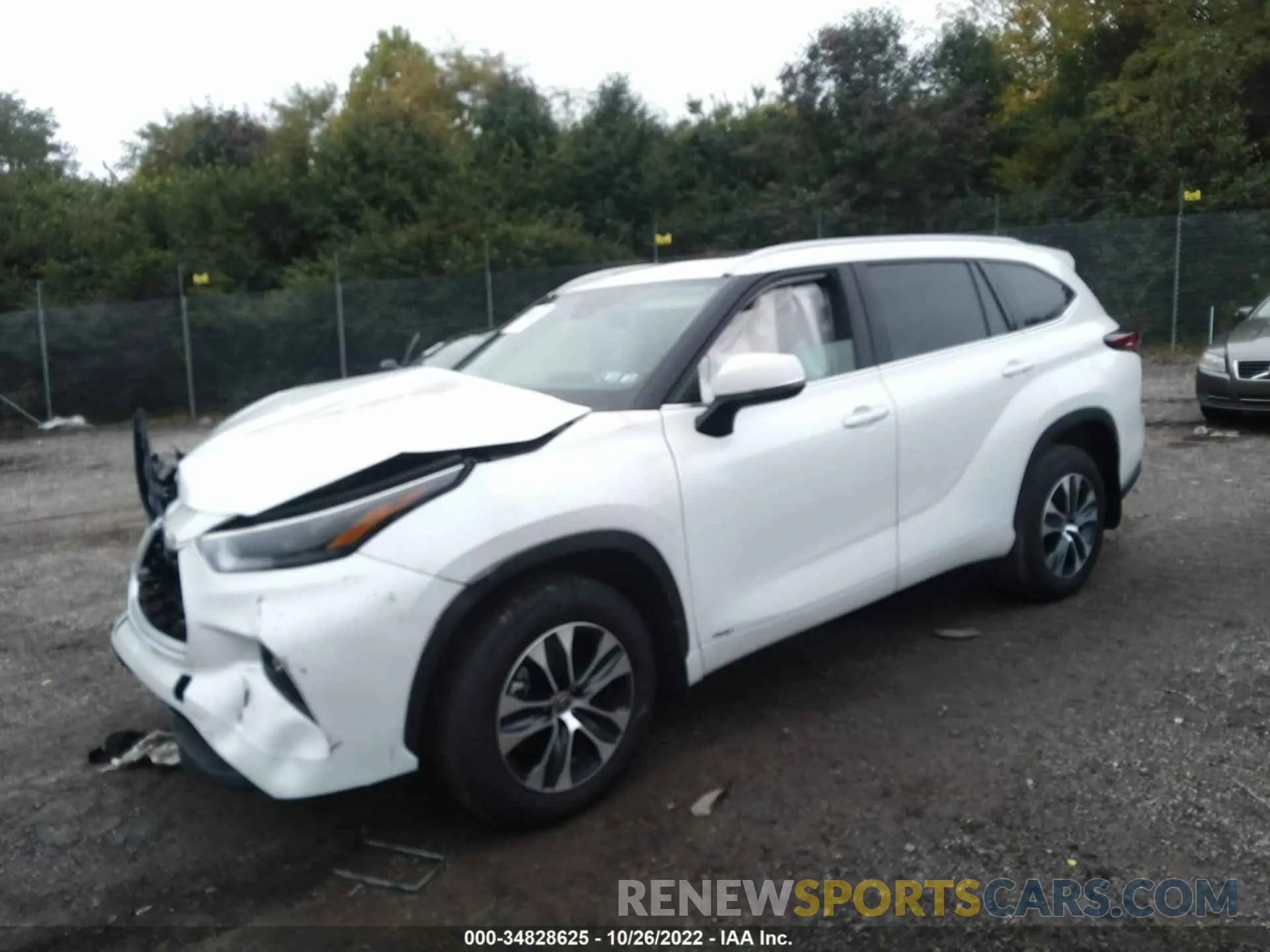 2 fotografías del automóvil dañado 5TDGBRCH0NS545389 TOYOTA HIGHLANDER 2022