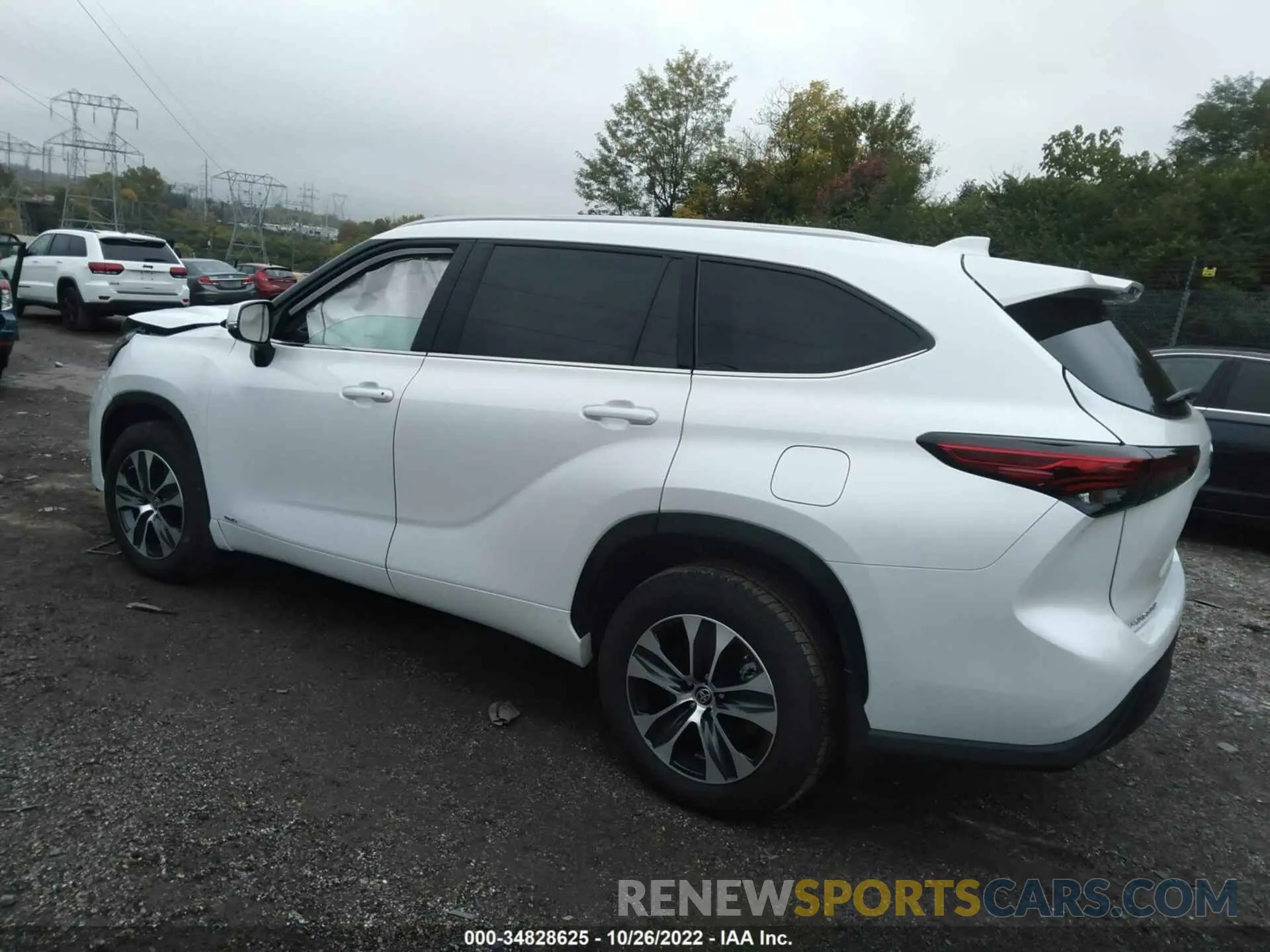3 fotografías del automóvil dañado 5TDGBRCH0NS545389 TOYOTA HIGHLANDER 2022