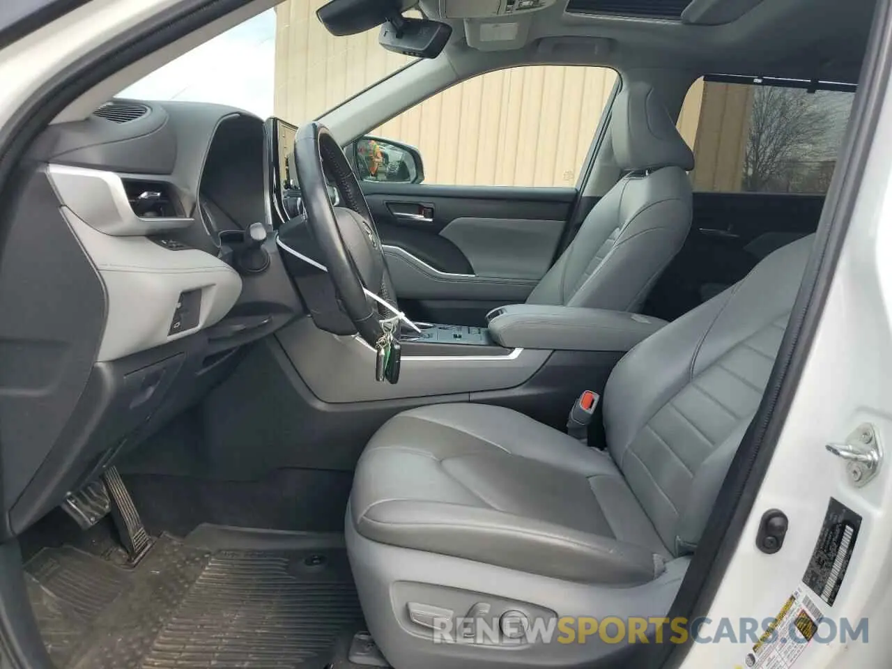7 fotografías del automóvil dañado 5TDGBRCH2NS541277 TOYOTA HIGHLANDER 2022