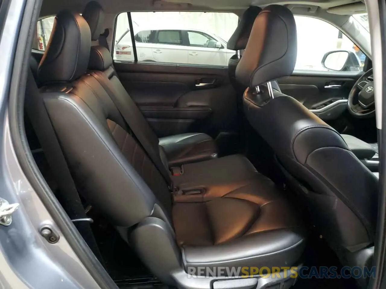 11 fotografías del automóvil dañado 5TDGBRCH5NS073027 TOYOTA HIGHLANDER 2022