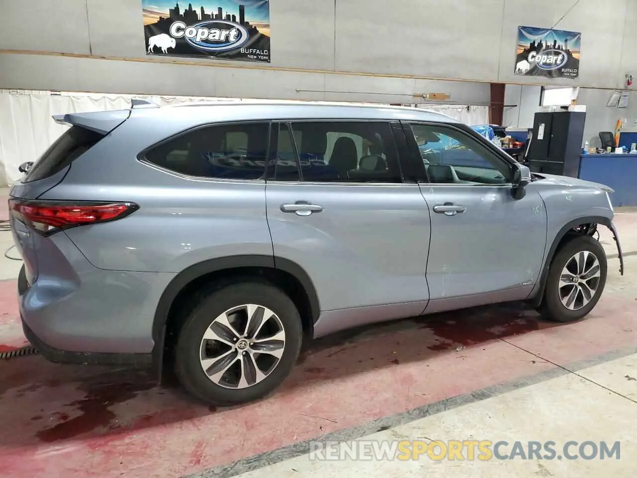 3 fotografías del automóvil dañado 5TDGBRCH5NS073027 TOYOTA HIGHLANDER 2022