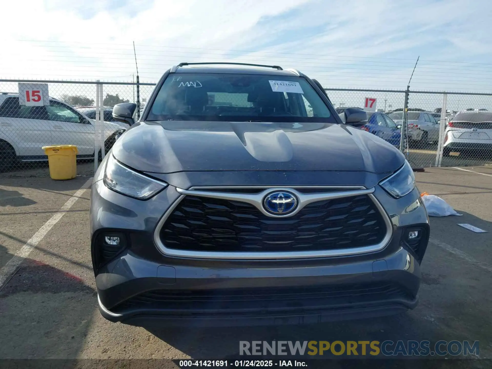 12 fotografías del automóvil dañado 5TDGBRCH5NS556064 TOYOTA HIGHLANDER 2022