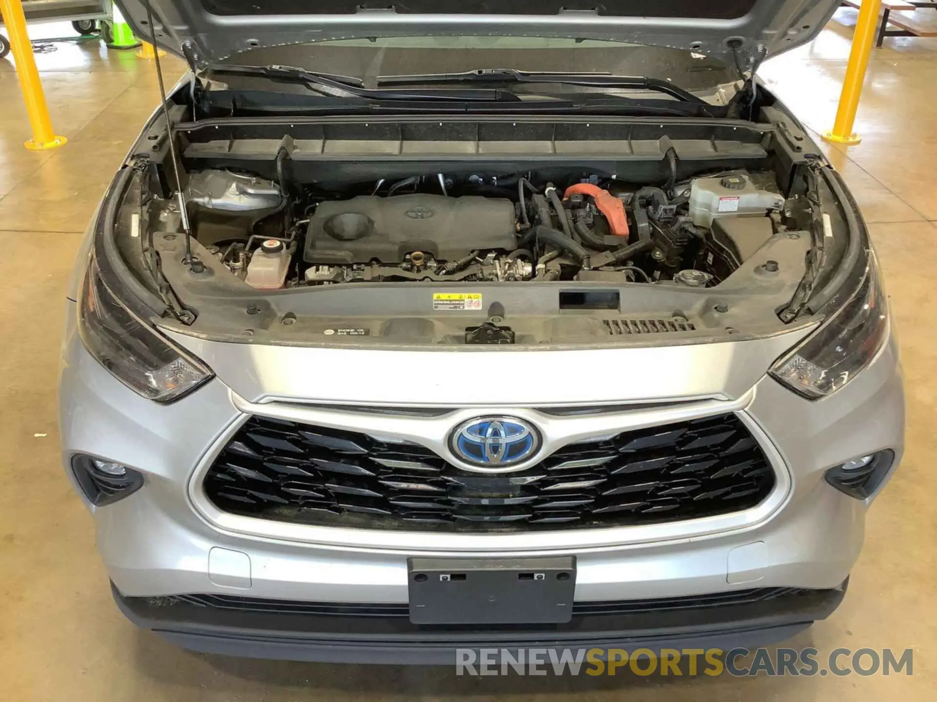 15 fotografías del automóvil dañado 5TDGBRCH6NS543727 TOYOTA HIGHLANDER 2022