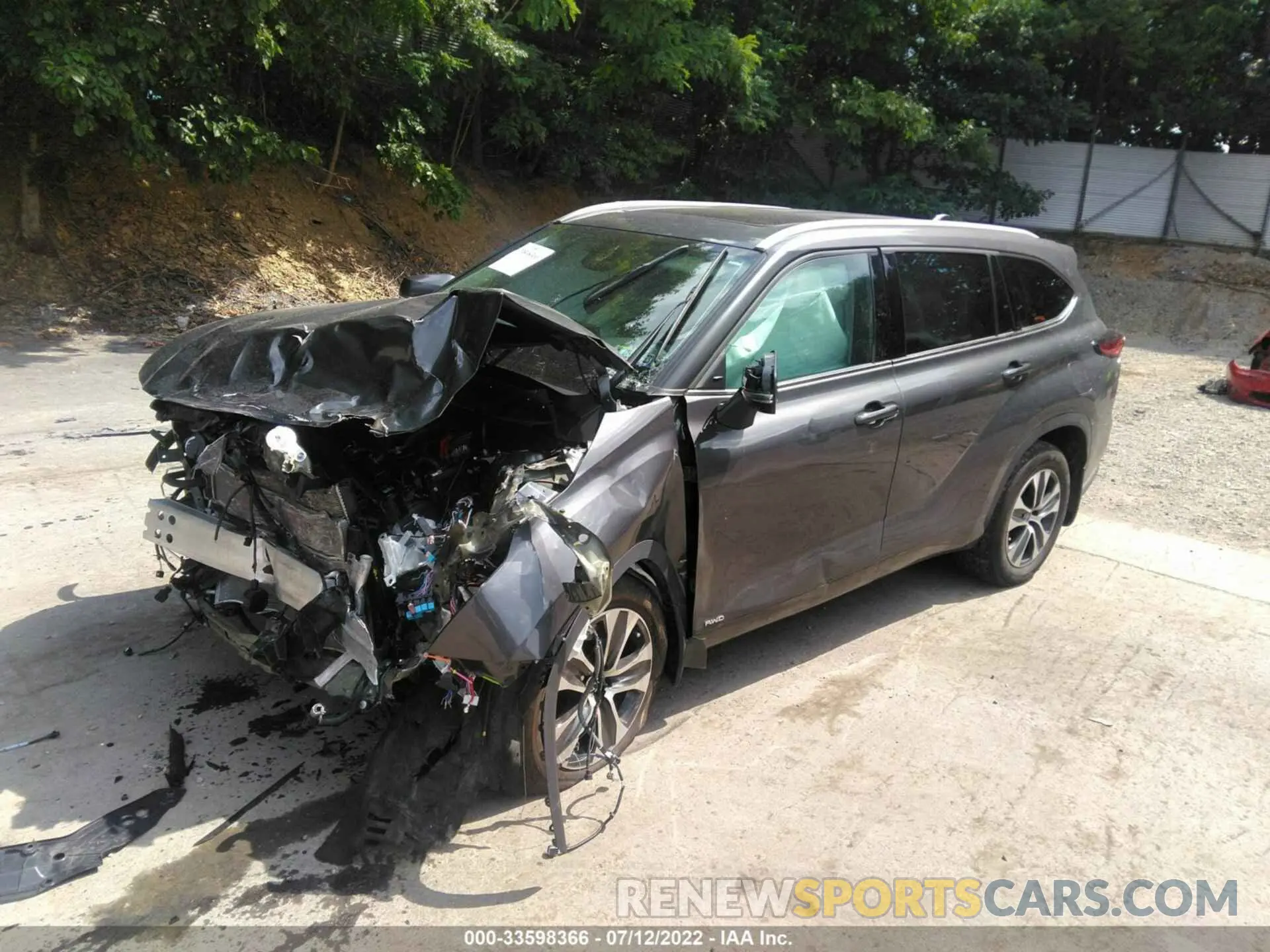 2 fotografías del automóvil dañado 5TDGBRCH7NS548323 TOYOTA HIGHLANDER 2022