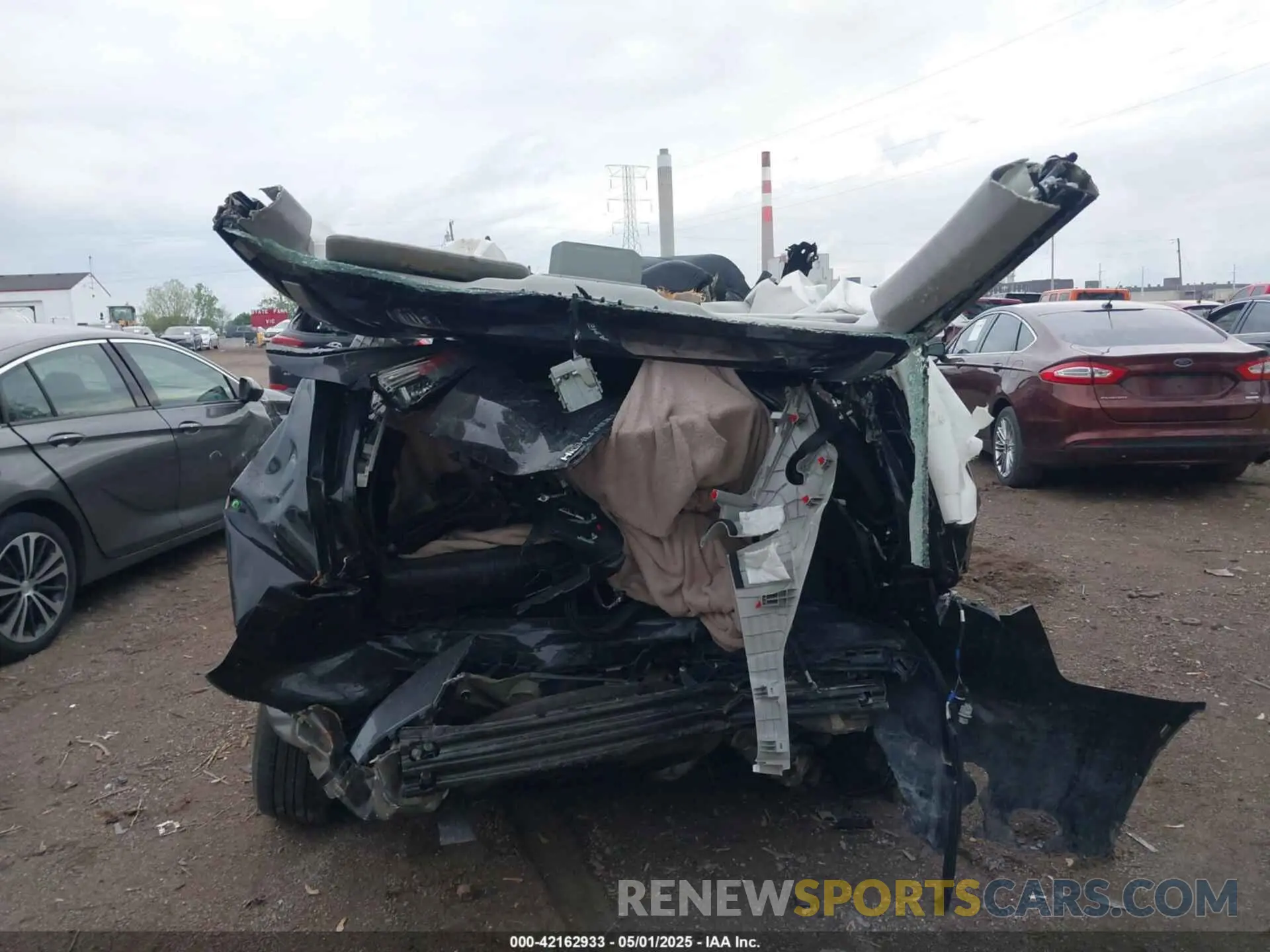 16 fotografías del automóvil dañado 5TDGBRCH9NS542488 TOYOTA HIGHLANDER 2022