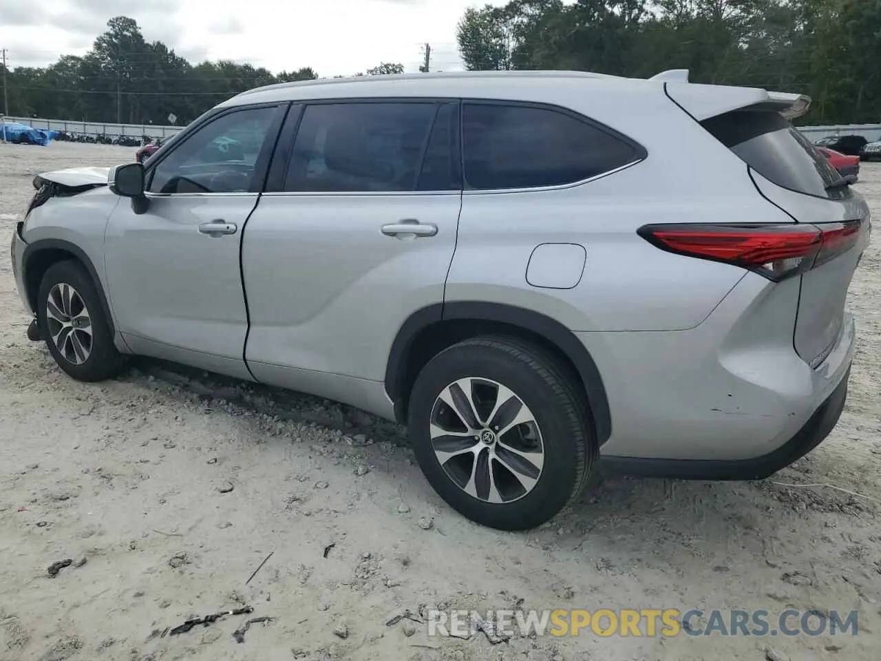 2 fotografías del automóvil dañado 5TDGZRAH0NS541762 TOYOTA HIGHLANDER 2022