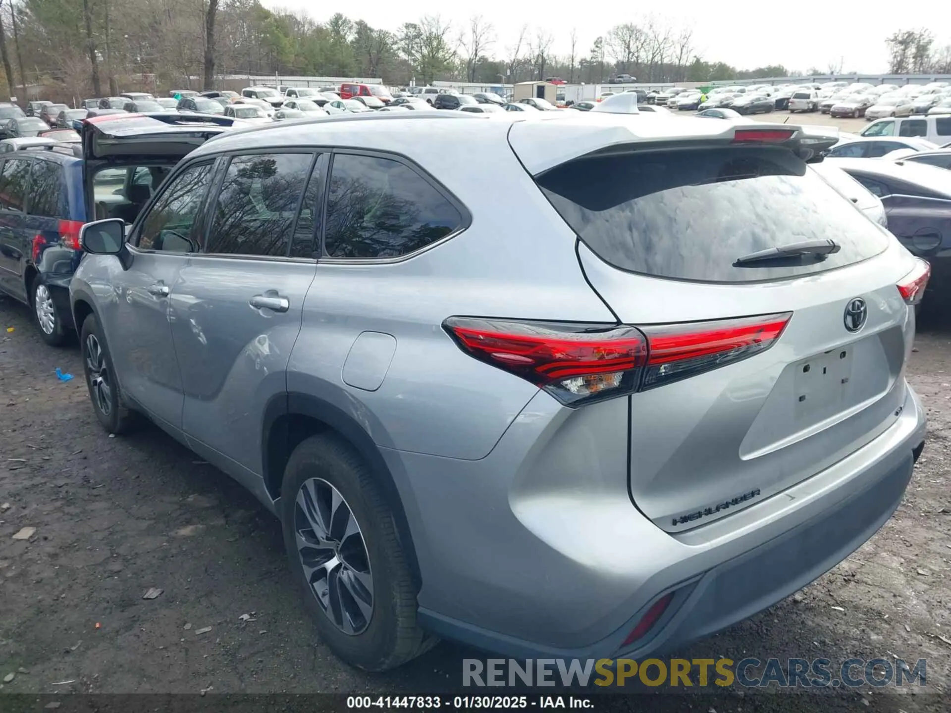 14 fotografías del automóvil dañado 5TDGZRAH1NS136963 TOYOTA HIGHLANDER 2022